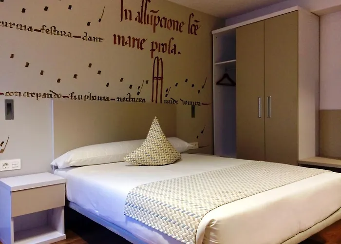 Turisticos Pueri Cantores * Burgo